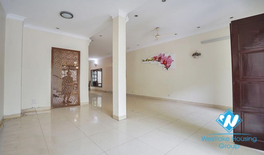 3-storey villa 126m2 4 bedrooms for rent in Ciputra